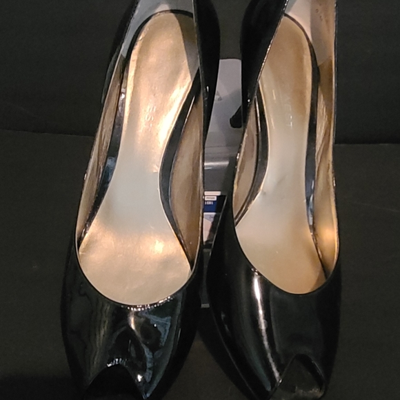 Nine West Black Patent Peep Toe Pumps - Picture 2 of 3